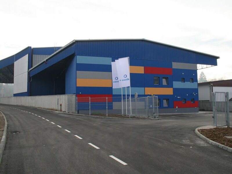 Large-span recycling plant canopy