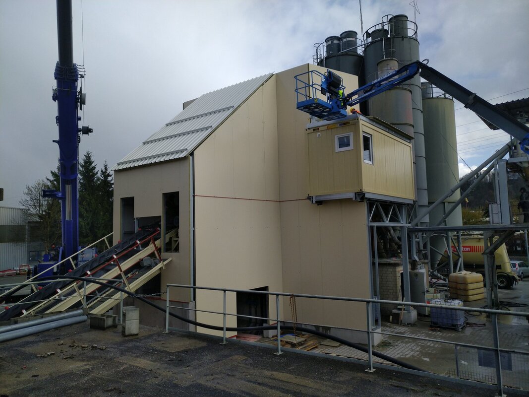 Concrete mixer acoustic cabin 